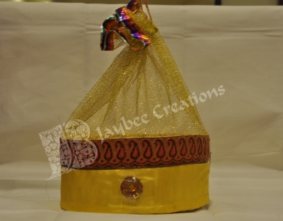 Dry Fruits Tray - Olai Round decorated with Cloth and beads